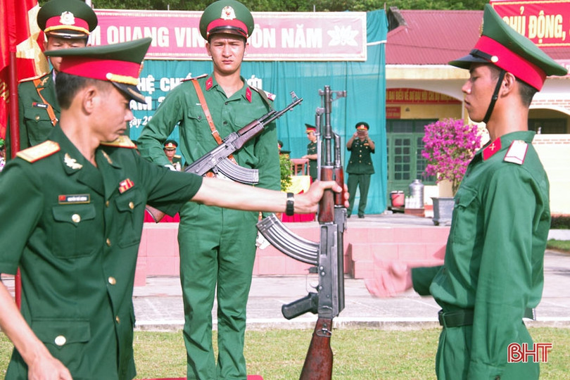 120 chiến sỹ mới Trung đoàn 841 tuyên thệ dưới cờ Tổ quốc