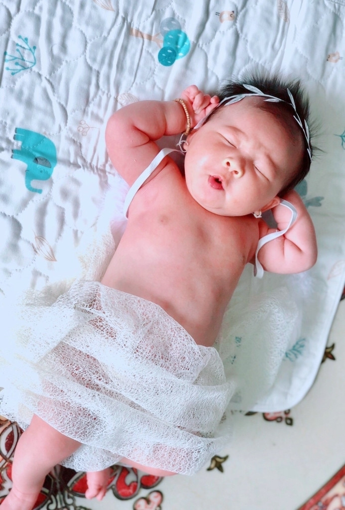 Muôn kiểu biểu cảm khi bé ngủ