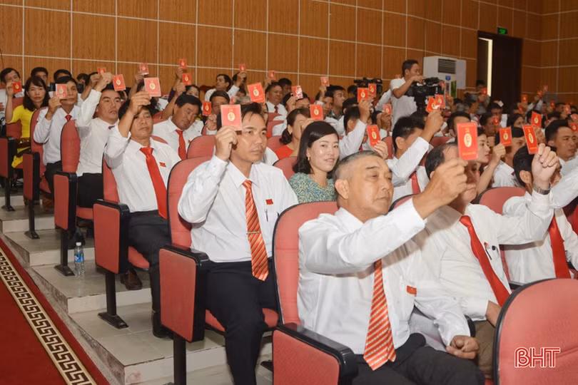 38 đồng chí được bầu vào Ban Chấp hành Đảng bộ huyện Can Lộc khóa XXXVI