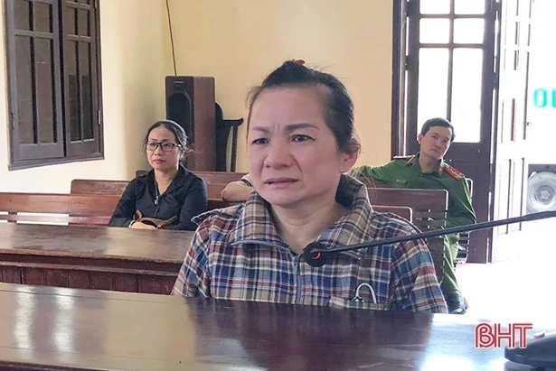 Mua ma túy về chữa bệnh, nhận 26 tháng tù giam