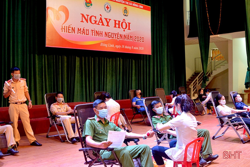 Thu về 320 đơn vị máu tại Ngày hội Hiến máu tình nguyện TX Hồng Lĩnh