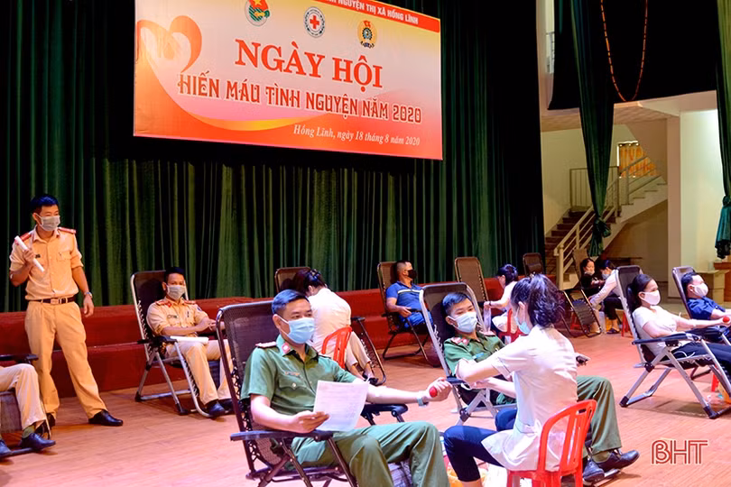Thu về 320 đơn vị máu tại Ngày hội Hiến máu tình nguyện TX Hồng Lĩnh