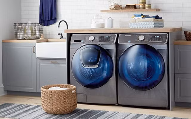 Kinh nghiệm mua máy sấy cho “tháng mưa ngâu”