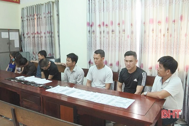 Hà Tĩnh: Phá đường dây ghi lô đề 4 ngày 4 tỷ, bắt 9 đối tượng