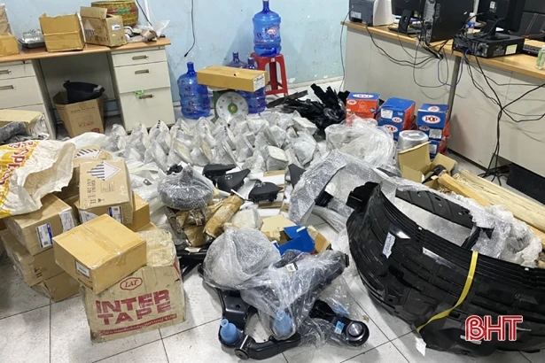 Hải quan Hà Tĩnh thu nộp gần 850 triệu đồng từ xử lý vi phạm hành chính