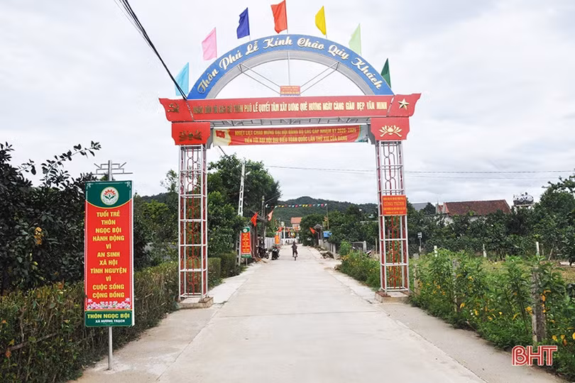 Xóm đạo miền núi Hà Tĩnh xây dựng NTM kiểu mẫu: Càng làm càng thấy đẹp, người dân thêm phấn khởi!