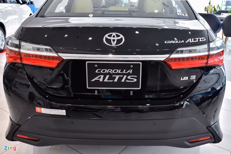 Chi tiết Toyota Corolla Altis 2020 giá từ 733 triệu đồng tại Việt Nam