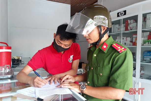 Can Lộc ra quân xử lý vi phạm hành lang ATGT trên Quốc lộ 1A, Tỉnh lộ 548