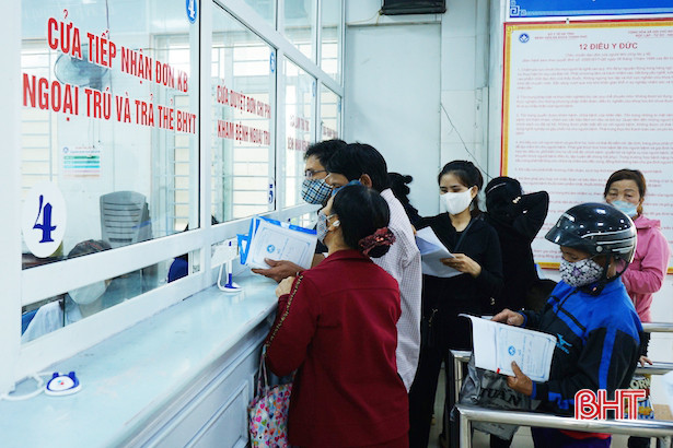 14.911 người yếu thế ở thành phố Hà Tĩnh được hỗ trợ cấp thẻ BHYT