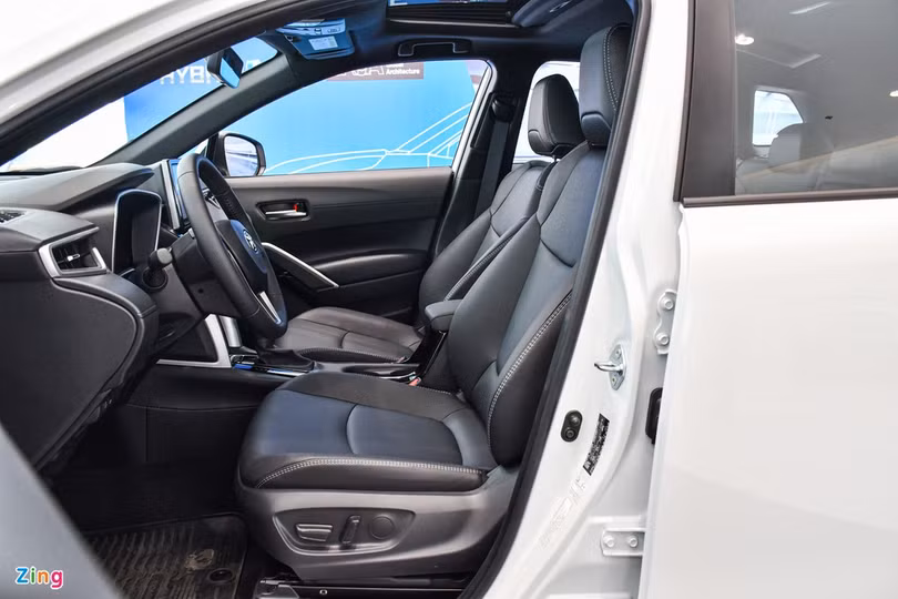 Chi tiết Toyota Corolla Cross 1.8HV - xe hybrid giá dưới 1 tỷ đồng