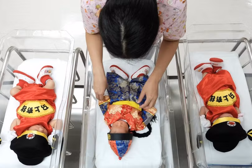 de thuong tre so sinh mac do ga don tet trong benh vien