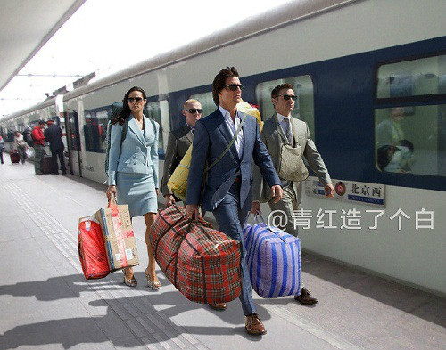 khi cac sieu anh hung hollywood ve que an tet