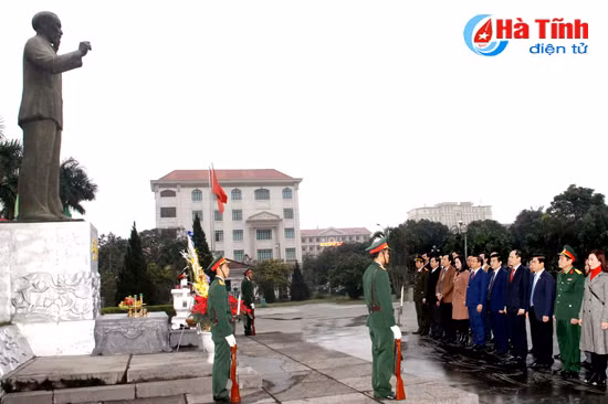 lanh dao tinh dang huong tai cac khu di tich lich su nghia trang liet sy