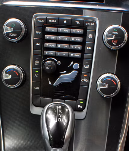 volvo xc60 cam xuc khac la cho khach viet