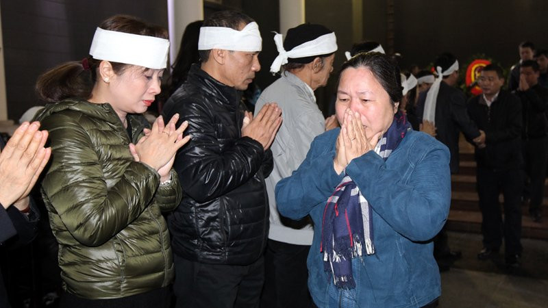 Sáng 30 Tết, rơi nước mắt tiễn đưa GS Đinh Xuân Lâm ảnh 12 sang 30 tet roi nuoc mat tien dua gs dinh xuan lam