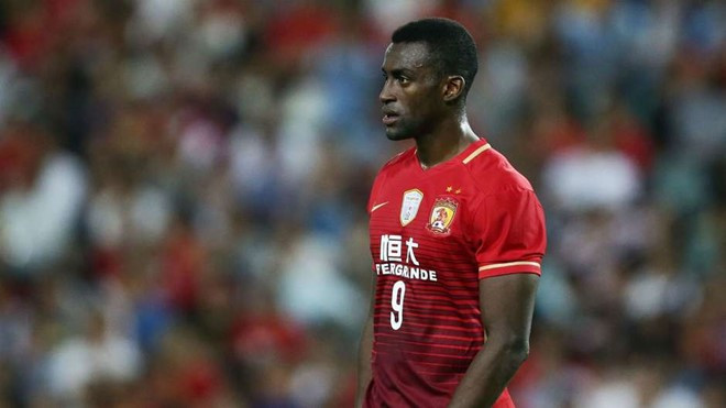 9. Jackson Martinez: Tay săn bàn số một của Porto trong 3 mùa giải đã không chịu được áp lực ở Atletico Madrid và phải đào tẩu sang Guangzhou Evergrande chỉ sau nửa mùa giải khoác áo. 20 ten tuoi cua bong da the gioi bi trung quoc danh cap