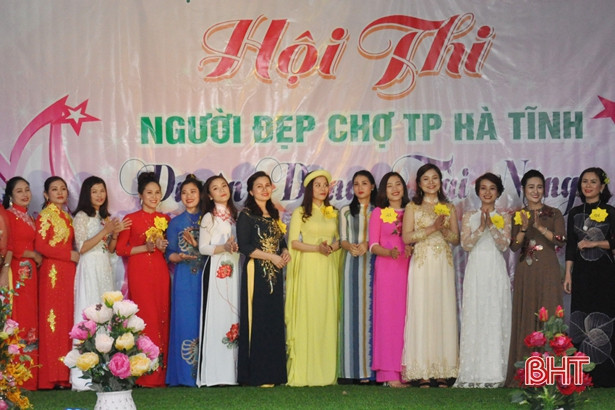 Xem 72 “Người đẹp chợ TP Hà Tĩnh” thi sắc, đua tài