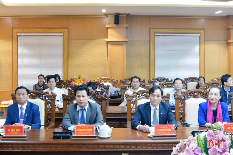 Công bố quyết định của Ban Bí thư Trung ương Đảng chuẩn y Phó Bí thư Thường trực Tỉnh ủy Hà Tĩnh