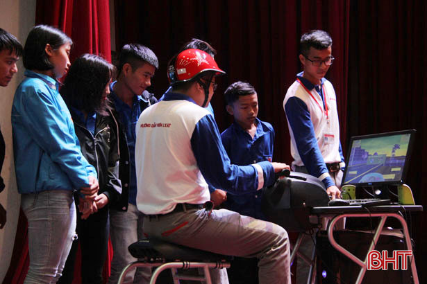 Bổ ích “Ngày hội Thanh niên với văn hóa giao thông” ở Nghi Xuân