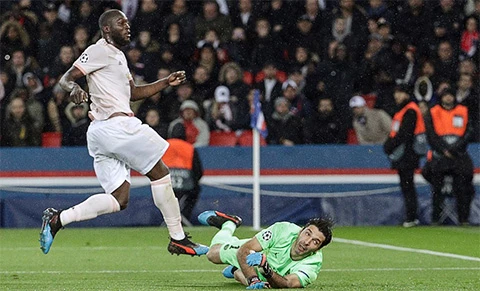 PSG: 1-3 M.U: Ngược dòng thần kỳ, M.U giành vé vào tứ kết