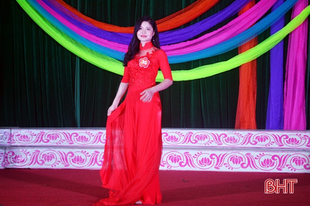 Hội thi “Nữ công sở tài năng, duyên dáng” tôn vinh vẻ đẹp nữ CNVC-LĐ