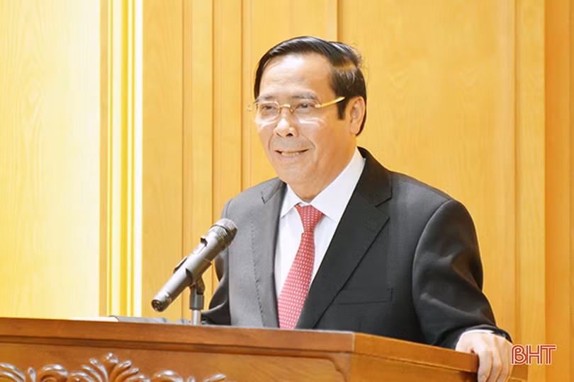 Công bố quyết định của Ban Bí thư Trung ương Đảng chuẩn y Phó Bí thư Thường trực Tỉnh ủy Hà Tĩnh