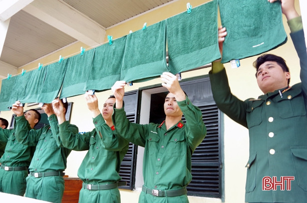 Những ngày đầu quân ngũ