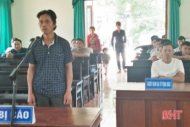 Chém người thành thương vì để... trâu “quấy rối”!