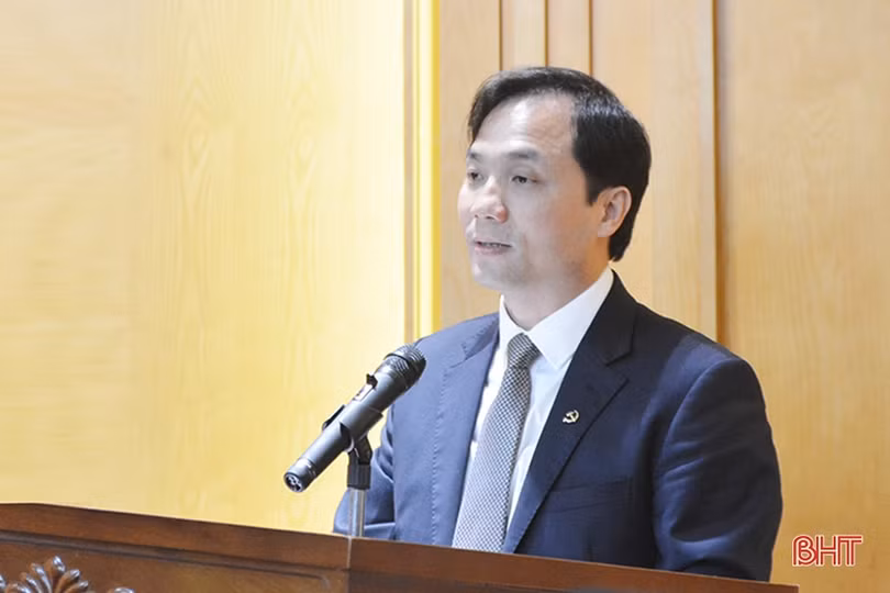 Công bố quyết định của Ban Bí thư Trung ương Đảng chuẩn y Phó Bí thư Thường trực Tỉnh ủy Hà Tĩnh