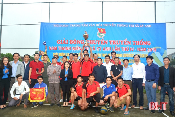 Kỳ Lợi vô địch Giải Bóng chuyền nam thanh niên TX Kỳ Anh