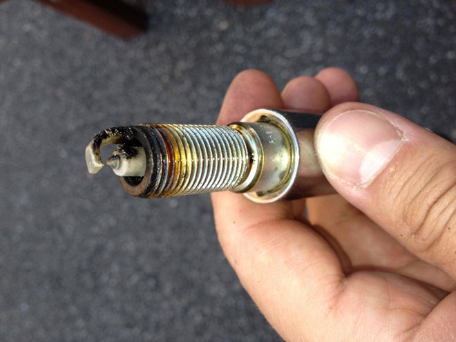 Nguyên nhân khiến ô tô hao xăng bất thường