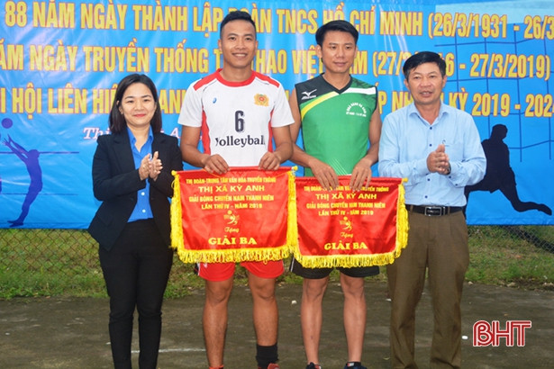 Kỳ Lợi vô địch Giải Bóng chuyền nam thanh niên TX Kỳ Anh