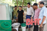Người dân liên tiếp phát hiện đỉa từ nguồn nước sạch, nhà máy tạm dừng phục vụ