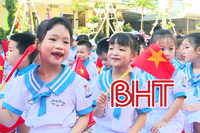 Học sinh Hà Tĩnh cùng tham gia lễ khai giảng đặc biệt