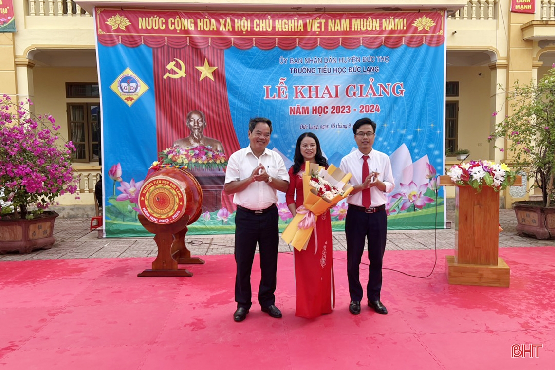 Các trường học ở Hà Tĩnh khai giảng năm học 2023 - 2024