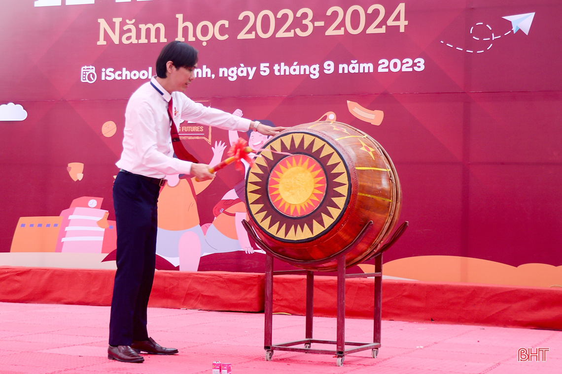 Các trường học ở Hà Tĩnh khai giảng năm học 2023 - 2024