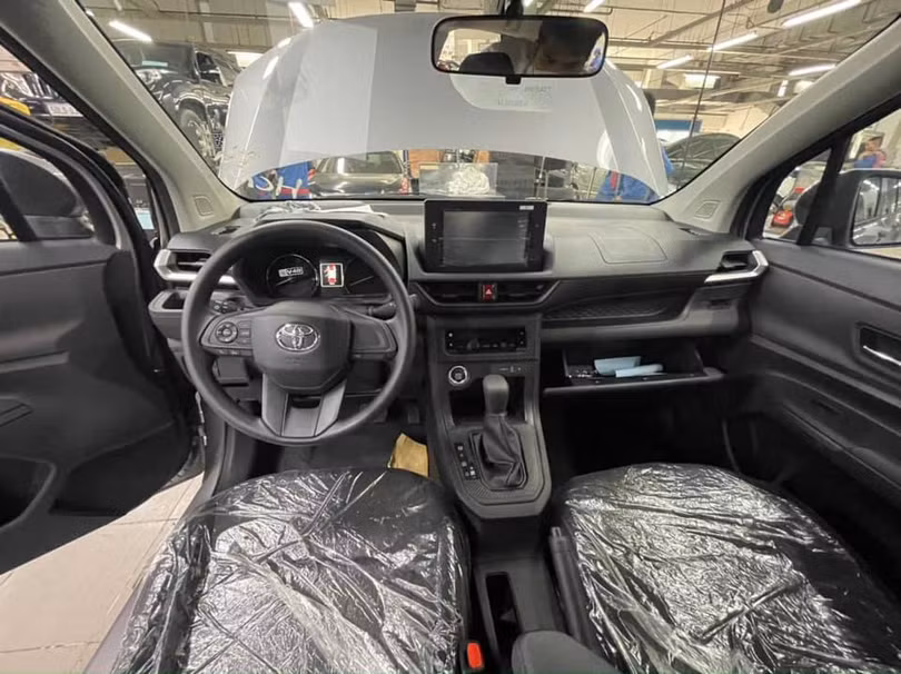 Toyota Avanza Premio 2022 về đại lý, sẵn sàng ra mắt thay thế Innova