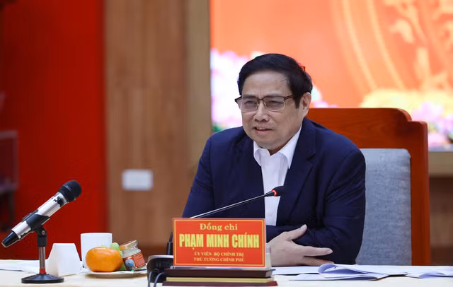 Quy hoạch, xây dựng Trường Sa thành trung tâm KT-VH-XH trên biển của cả nước, thành trì vững chắc bảo vệ chủ quyền Tổ quốc