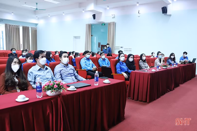 18 thí sinh đạt giải Cuộc thi “Tự hào Việt Nam” tỉnh Hà Tĩnh