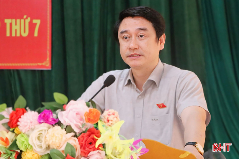 Đại biểu Lê Anh Tuấn - Phó Chủ nhiệm Ủy ban Đối ngoại của Quốc hội báo cáo dự kiến chương trình, nội dung kỳ họp thứ 7 sắp tới của Quốc hội.