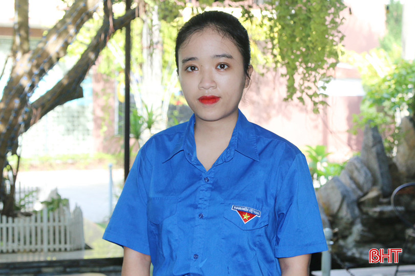 Chị Võ Thị Thùy Linh - Phó Bí thư Chi đoàn tổ dân phố 5 (thị trấn Thạch Hà).