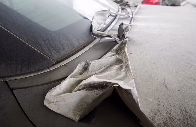 Dàn xe BMW hơn 3 triệu USD xuống cấp sau 2 năm phơi nắng Sài Gòn