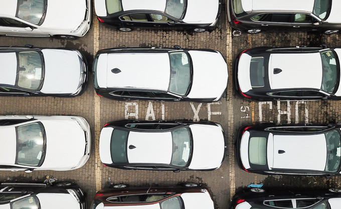 Dàn xe BMW hơn 3 triệu USD xuống cấp sau 2 năm phơi nắng Sài Gòn