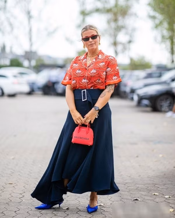 Ngày thu mà không diện áo sơ mi ngắn tay “chất như nước cất” này thì quá phí