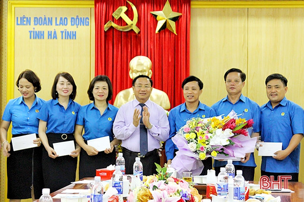 Bí thư Tỉnh ủy gặp mặt đoàn đại biểu Hà Tĩnh dự Đại hội Công đoàn Việt Nam lần thứ XII