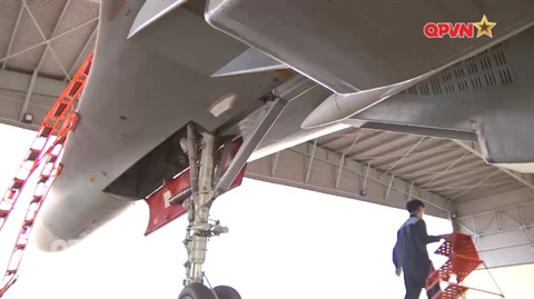 Su-30MK2 Việt Nam lần đầu mang tên lửa R-77 trực chiến