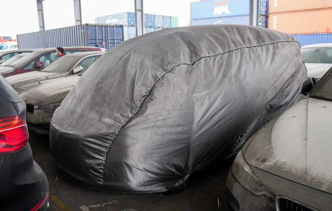 Dàn xe BMW hơn 3 triệu USD xuống cấp sau 2 năm phơi nắng Sài Gòn