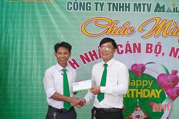 Tài xế taxi Hà Tĩnh đỡ đẻ thành công cho sản phụ trên xe