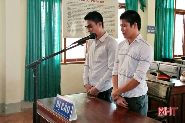 Rủ nhau “chôm” tài sản, dắt tay vào “nhà đá”