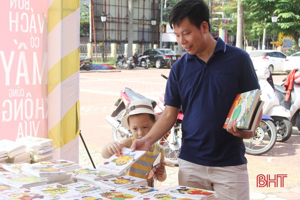 “Hội sách nửa giá” lần đầu tiên tổ chức tại Hà Tĩnh